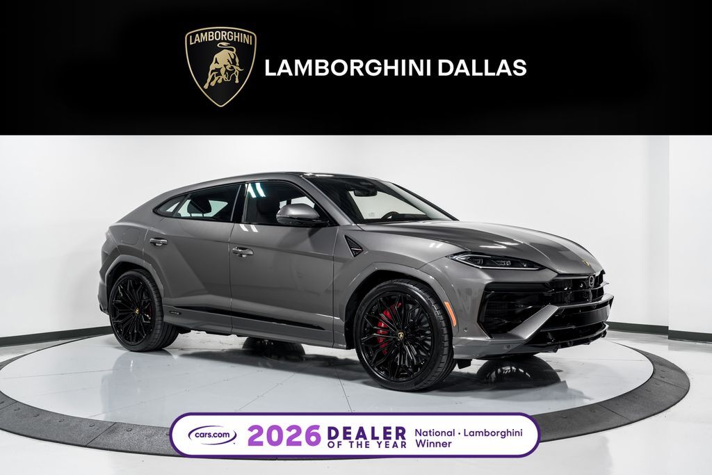 2026 LAMBORGHINI URUS