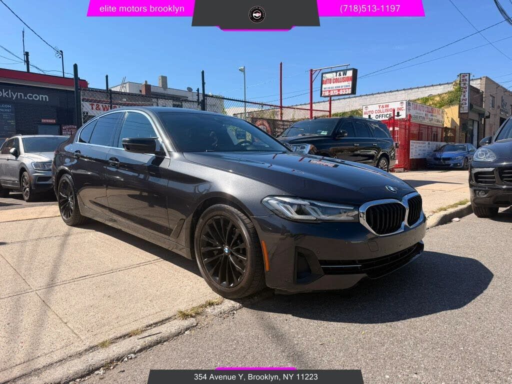 2021 BMW 530i
