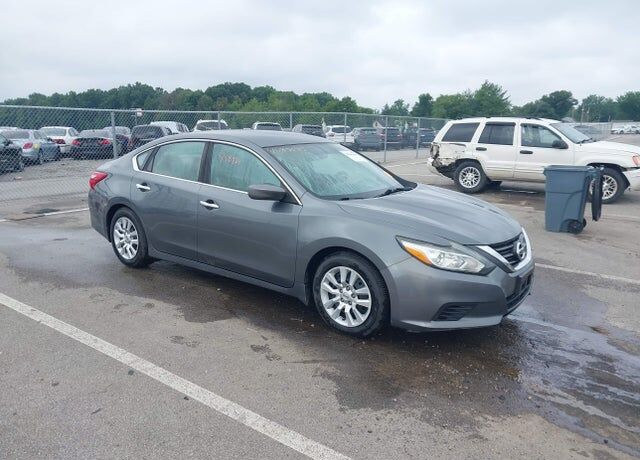2016 NISSAN Altima