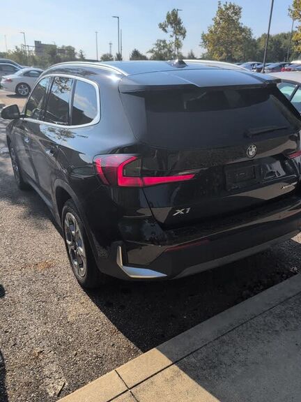 2023 BMW X1