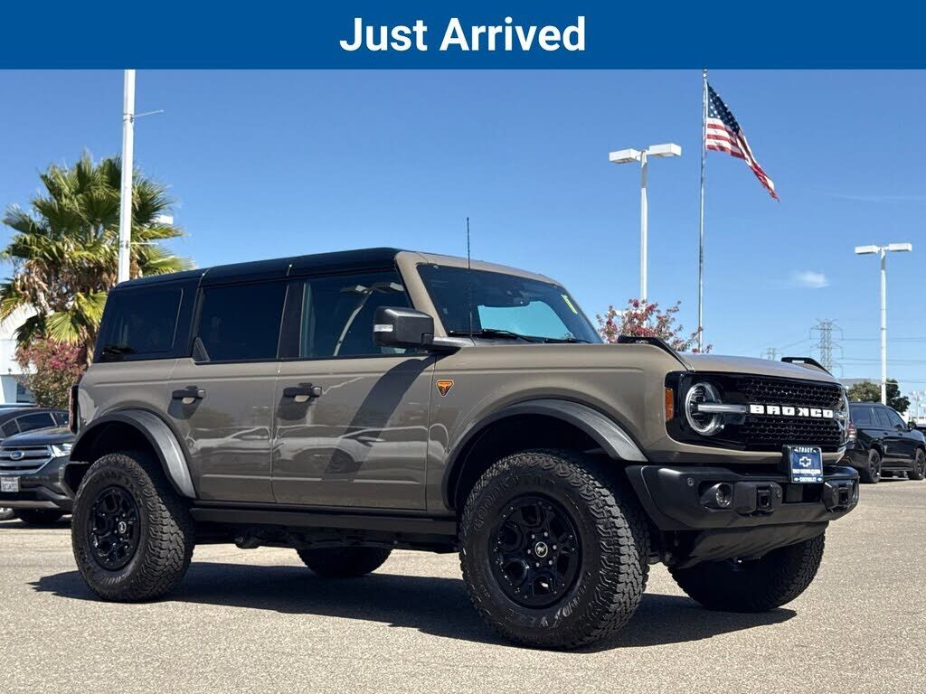 2025 FORD Bronco