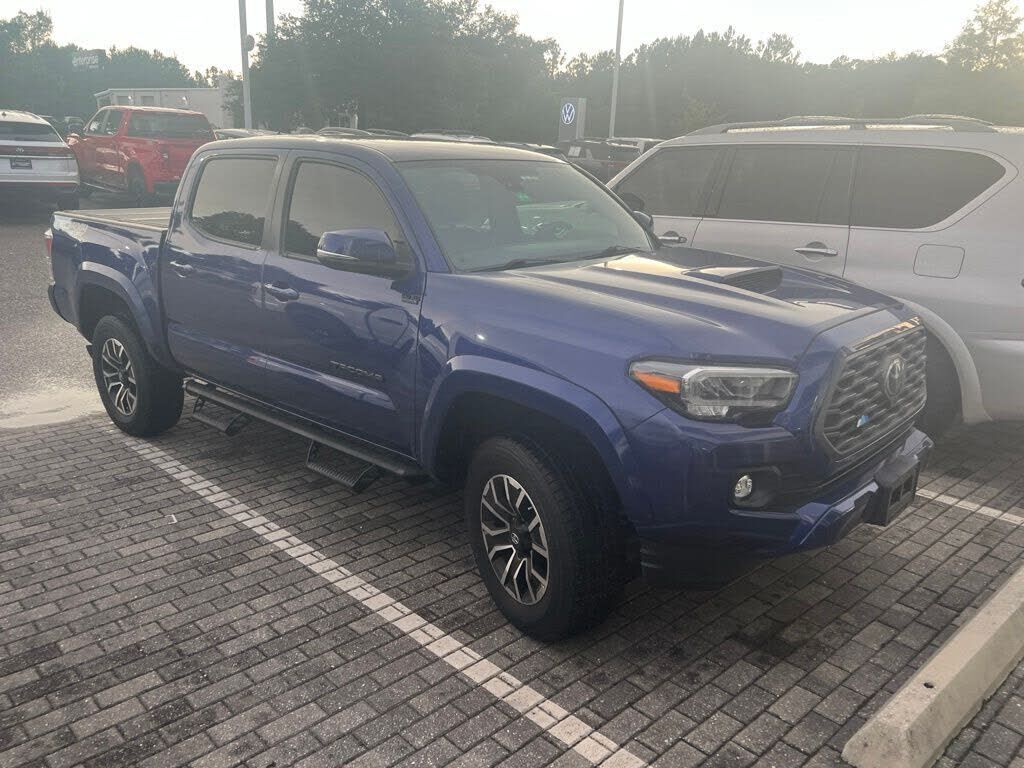 2022 TOYOTA Tacoma