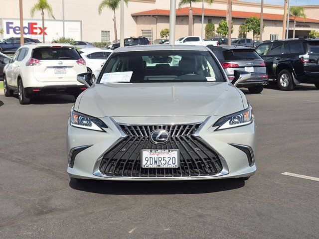 2023 Lexus ES