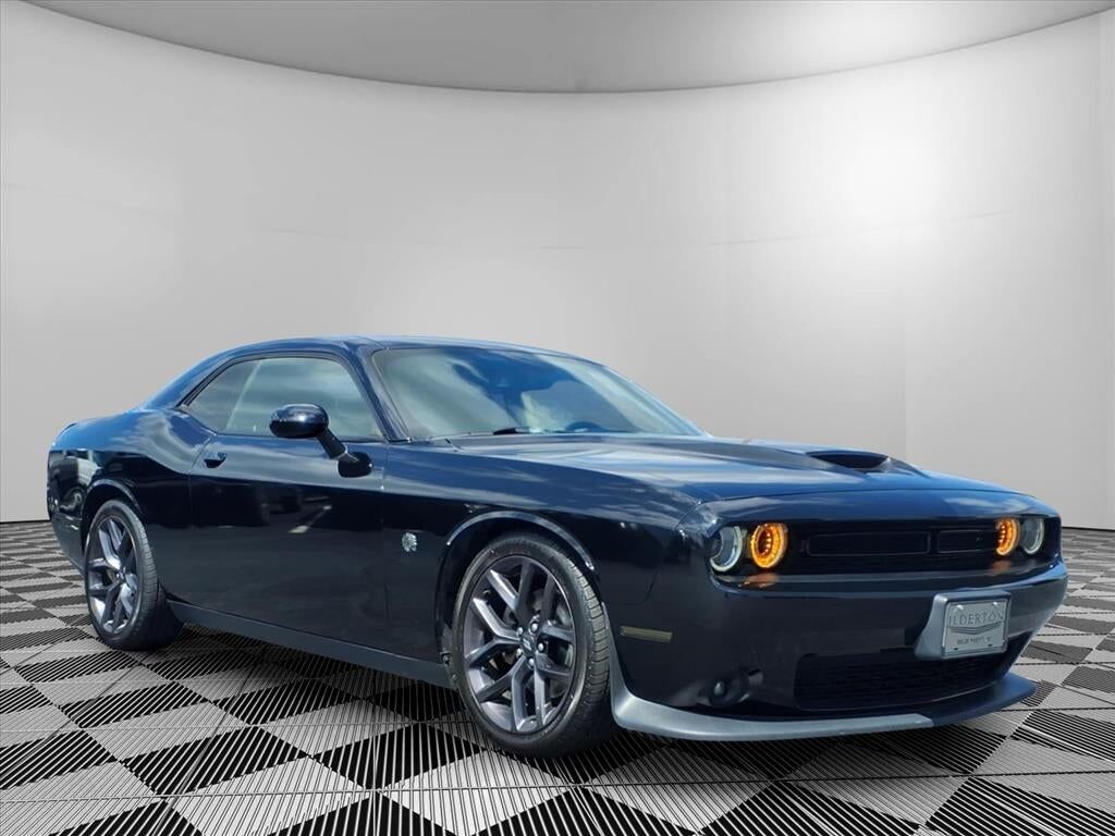 2022 DODGE Challenger
