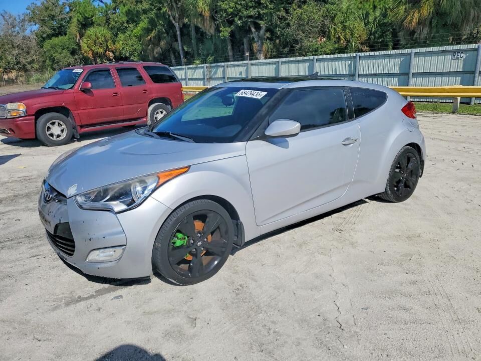 2017 HYUNDAI Veloster