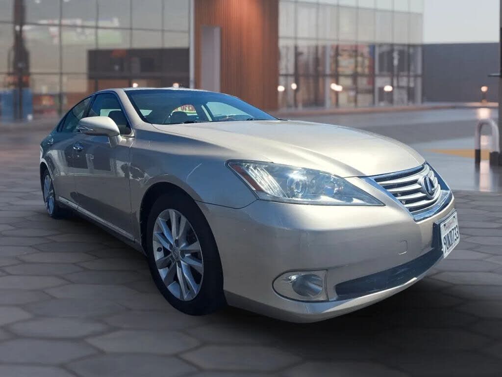 2011 Lexus ES