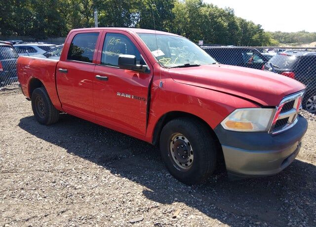2011 DODGE Ram