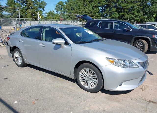 2014 LEXUS ES