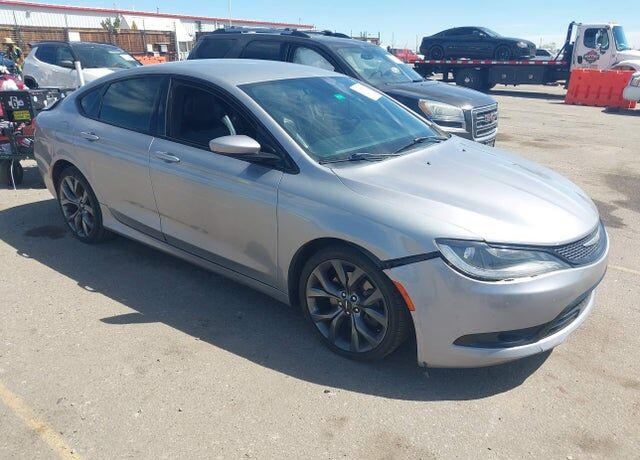 2015 CHRYSLER 200