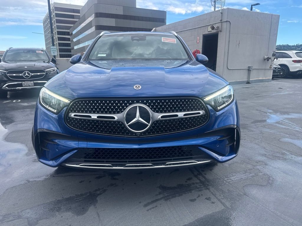 2023 Mercedes-Benz GLC-Class