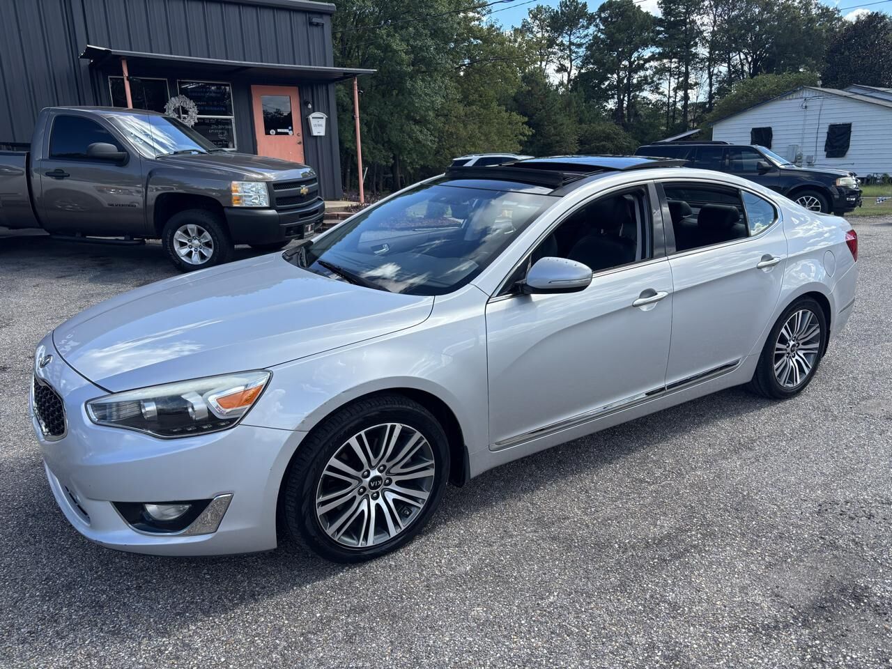 2016 KIA Cadenza
