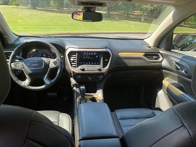 2018 GMC Acadia
