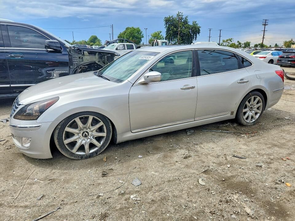 2013 HYUNDAI Equus