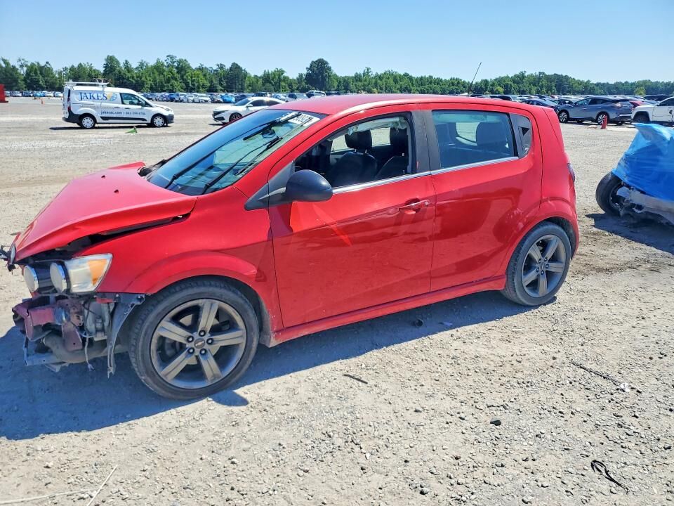 2013 CHEVROLET Sonic