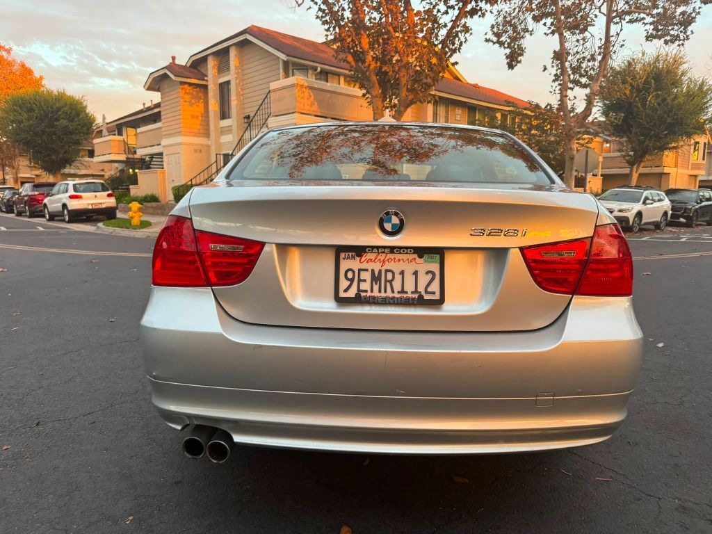 2011 BMW 328i