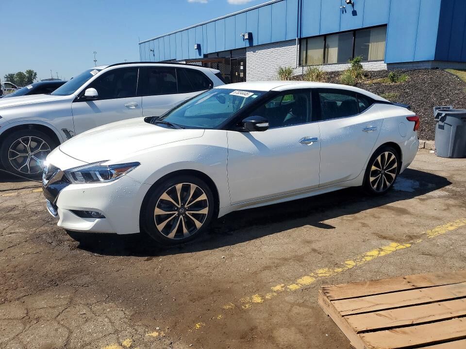 2016 NISSAN Maxima