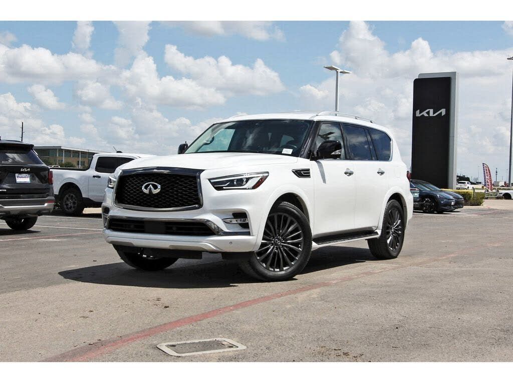 2023 INFINITI QX80
