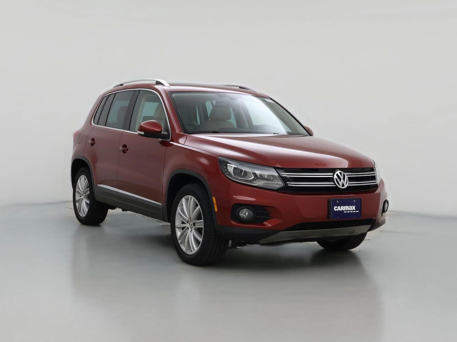 2016 VOLKSWAGEN Tiguan