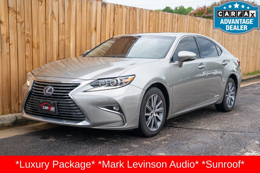 2018 LEXUS ES
