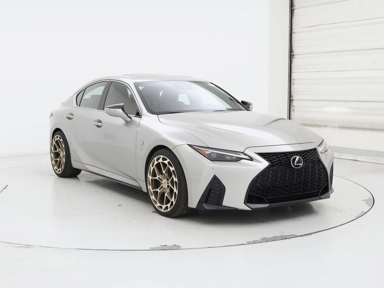 2022 Lexus IS