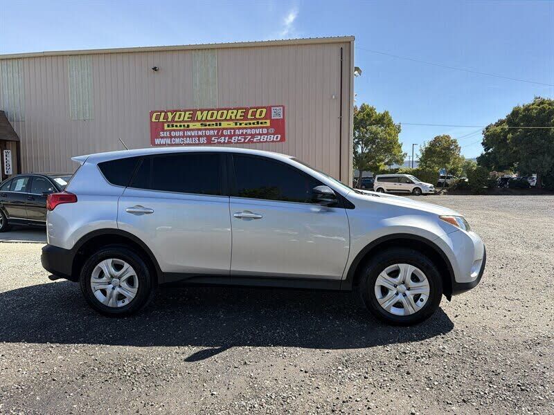 2015 TOYOTA RAV4