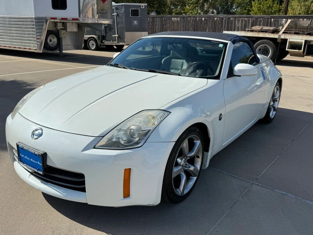 2006 NISSAN 350Z