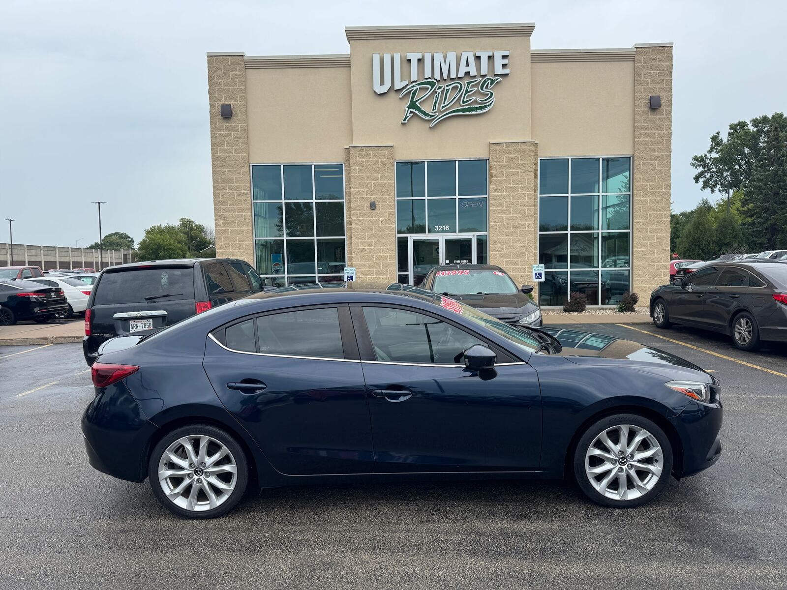 2016 MAZDA Mazda3