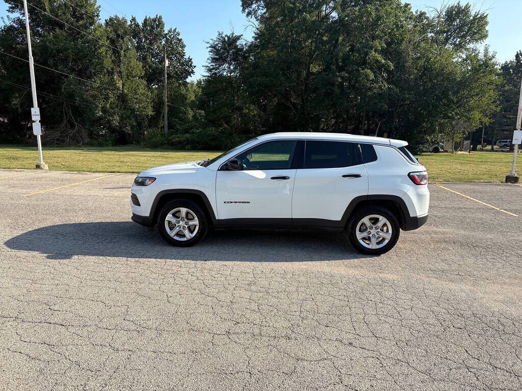 2023 JEEP Compass