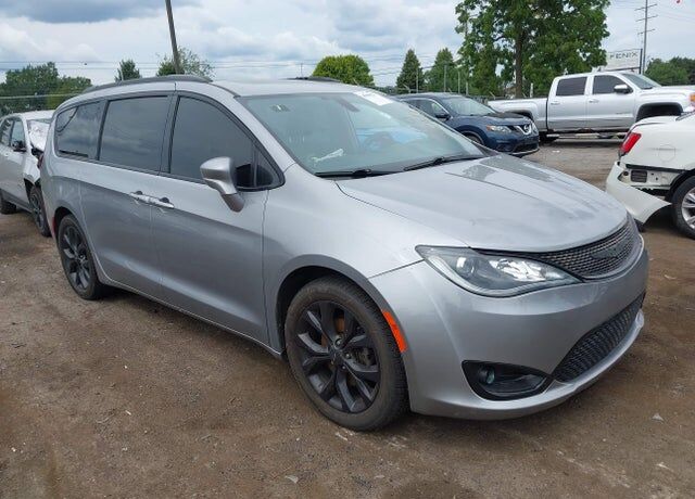 2020 CHRYSLER Pacifica