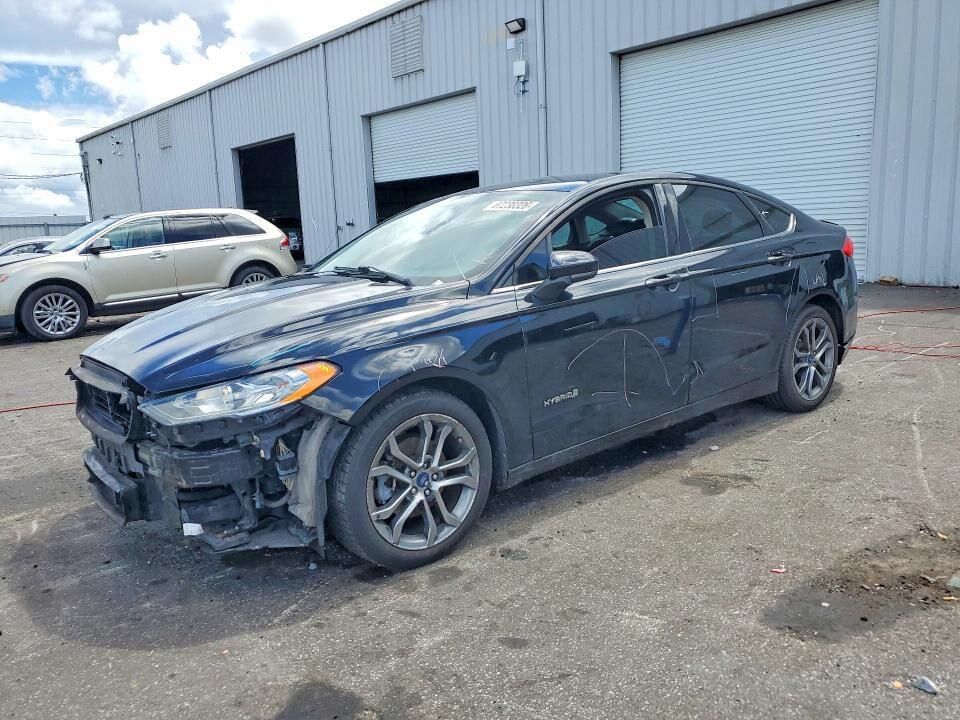 2017 FORD Fusion