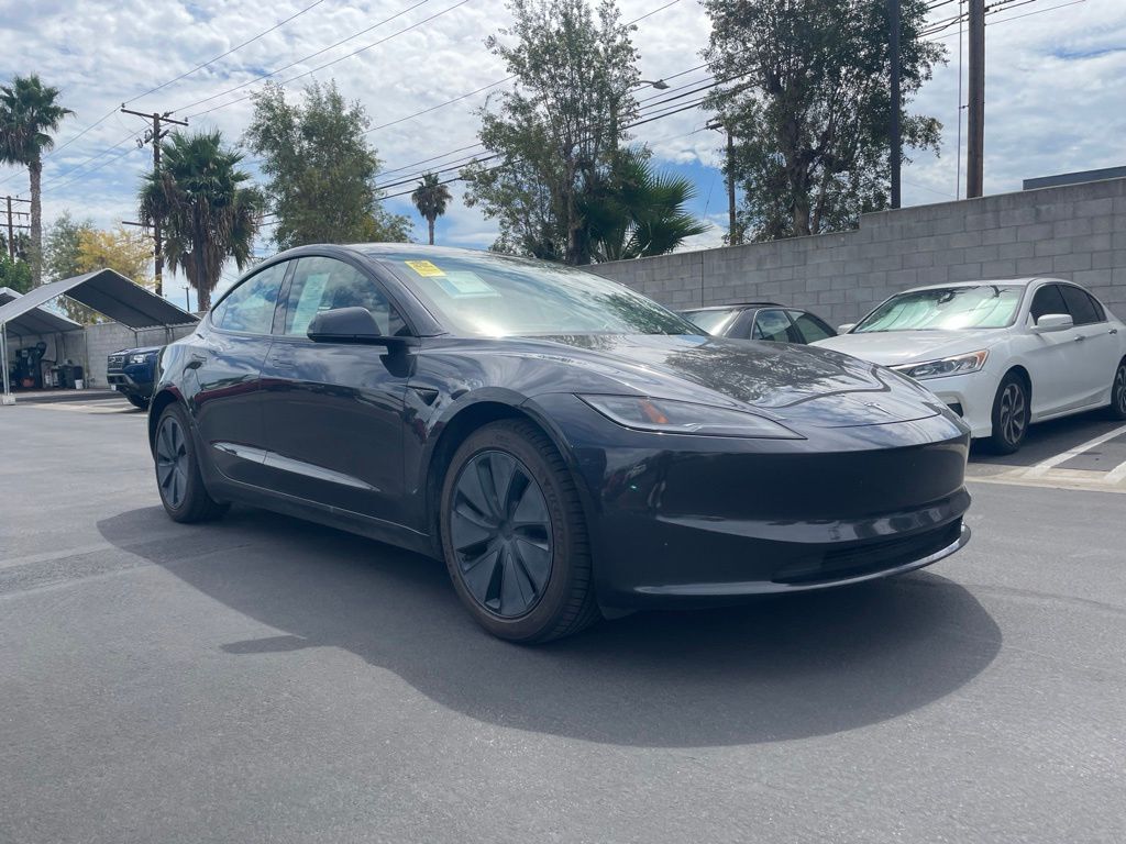 2025 TESLA Model 3