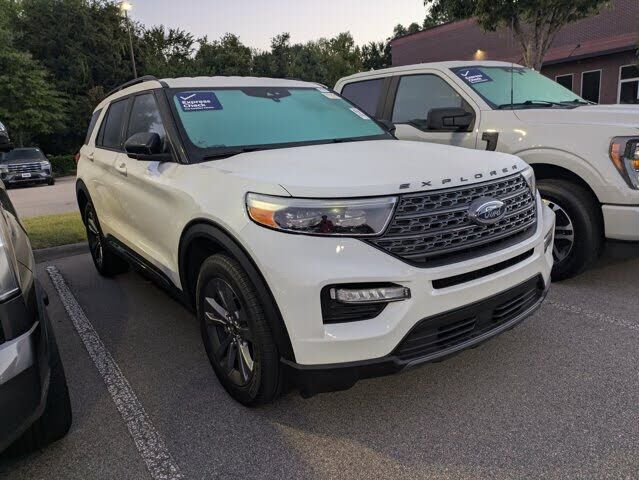 2024 FORD Explorer