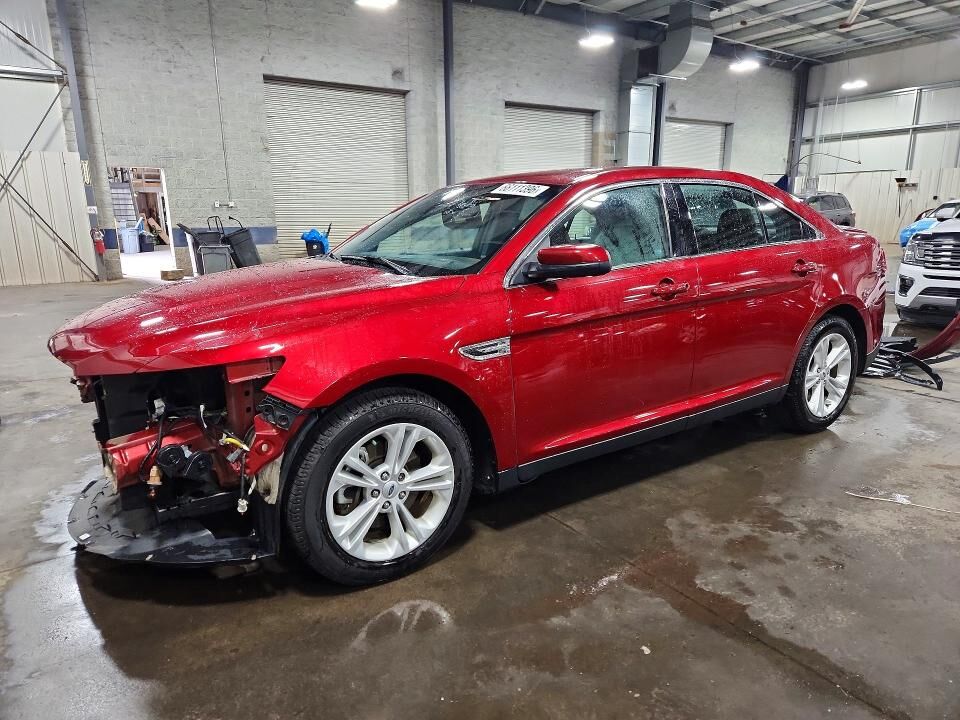2015 FORD Taurus