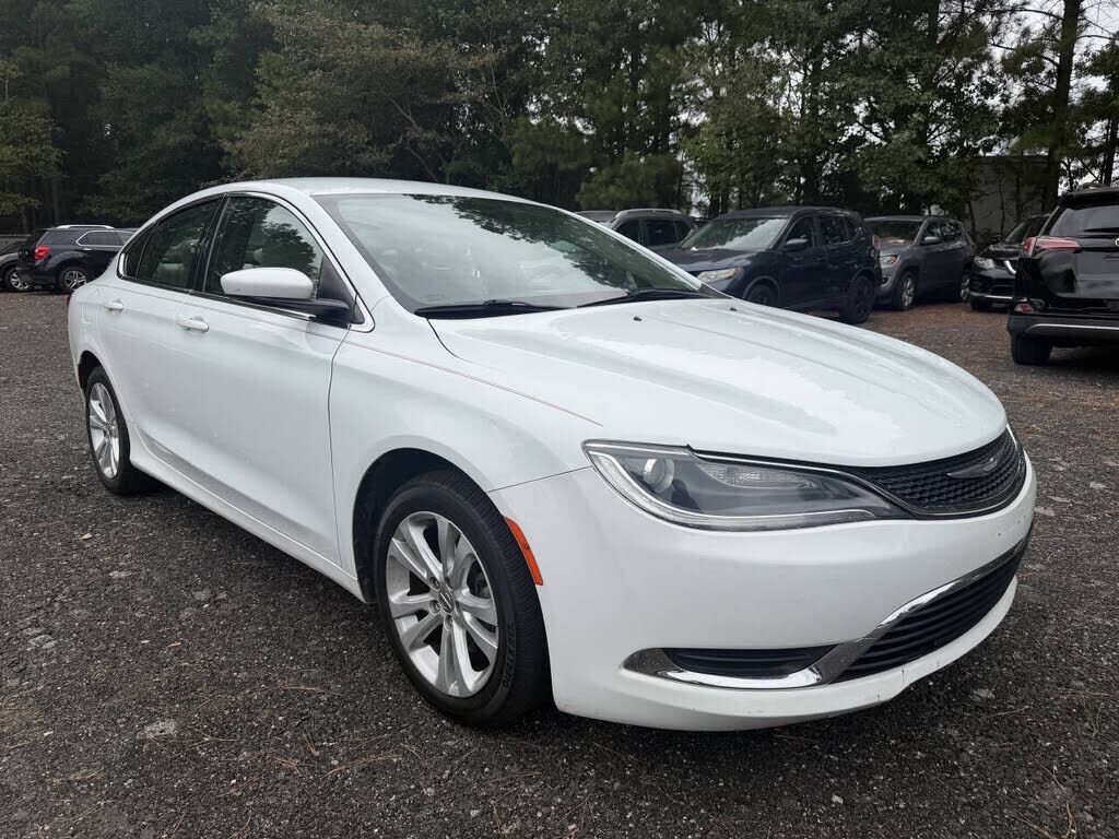 2017 CHRYSLER 200