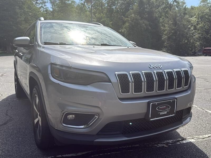 2020 JEEP Cherokee