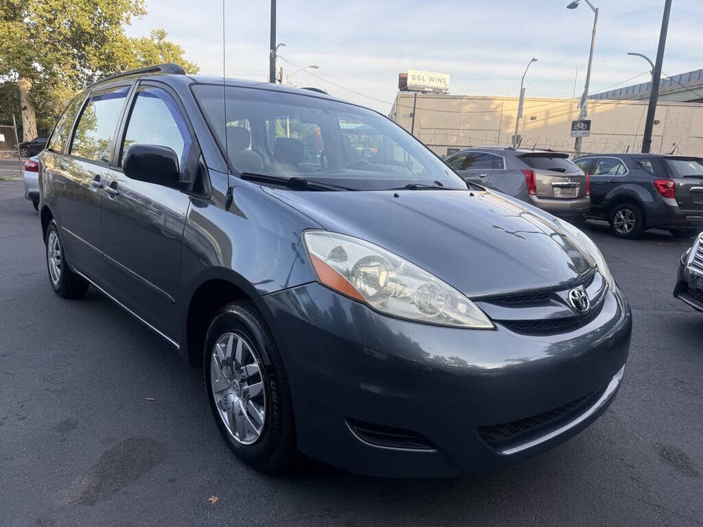 2007 TOYOTA Sienna