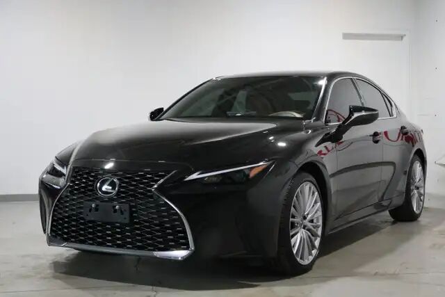 2024 Lexus IS