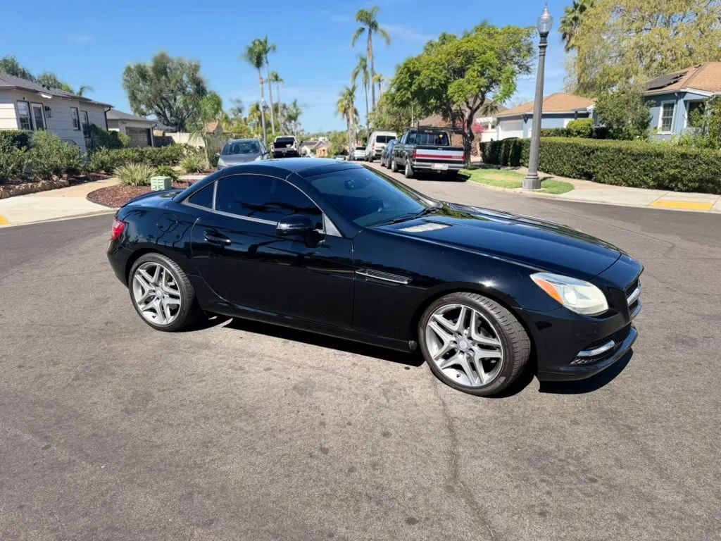 2012 MERCEDES-BENZ SLK-Class
