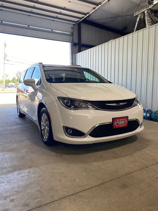 2019 CHRYSLER Pacifica