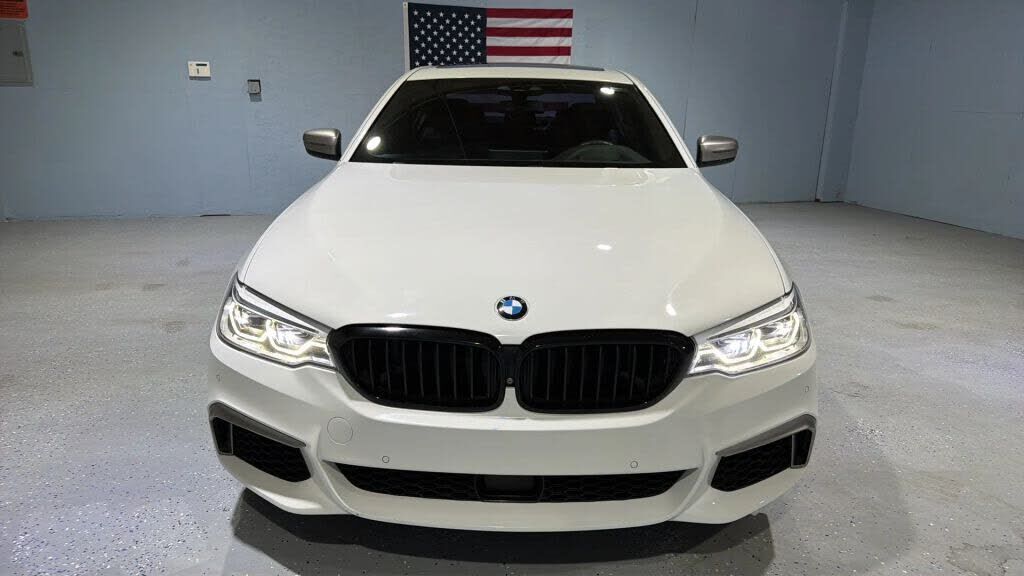 2019 BMW M550i