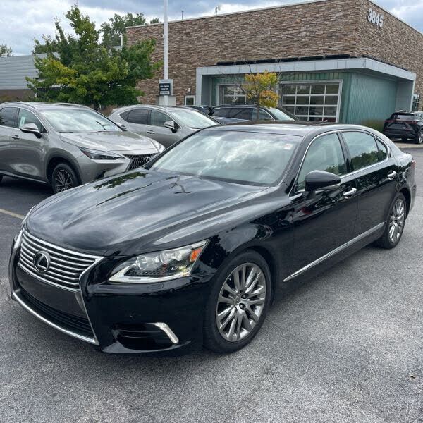 2013 LEXUS LS