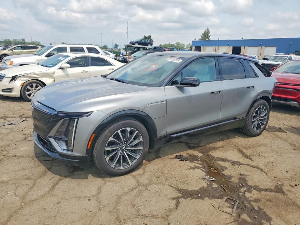 2025 CADILLAC Lyriq