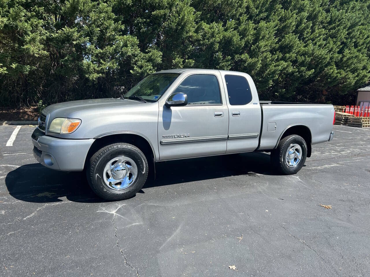 2005 TOYOTA Tundra