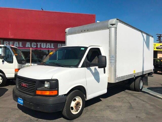 2011 GMC Savana