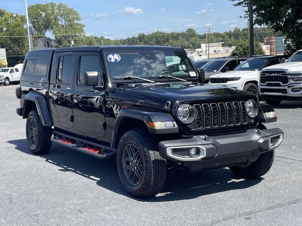 2024 JEEP Gladiator