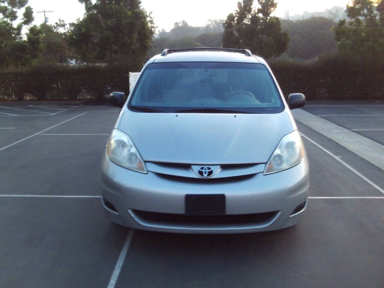 2004 TOYOTA Sienna