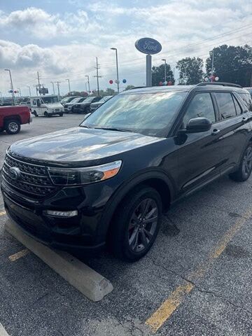 2023 FORD Explorer