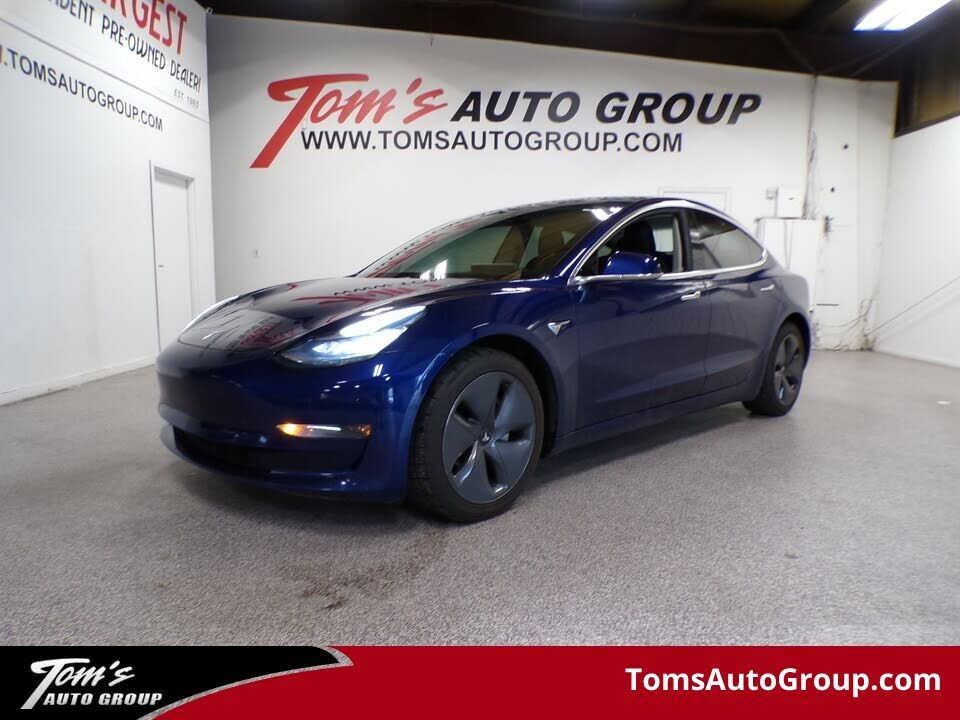 2019 TESLA Model 3