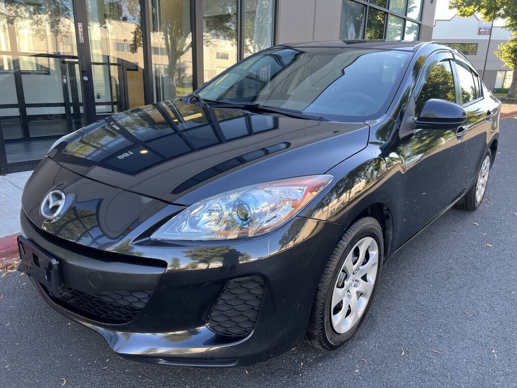 2013 MAZDA Mazda3