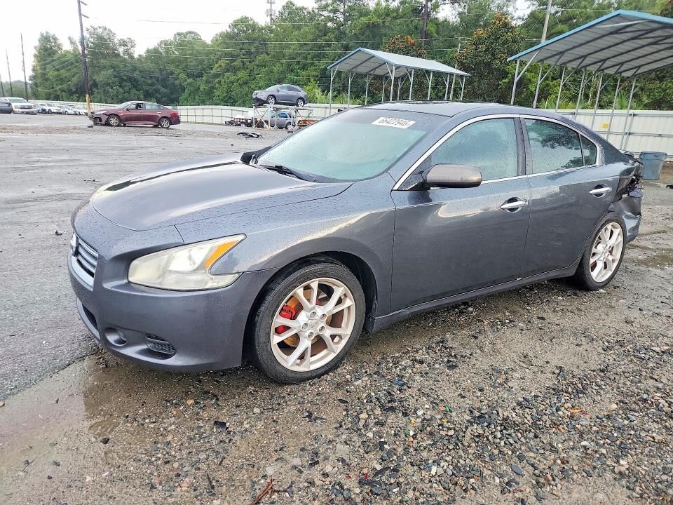 2013 NISSAN Maxima